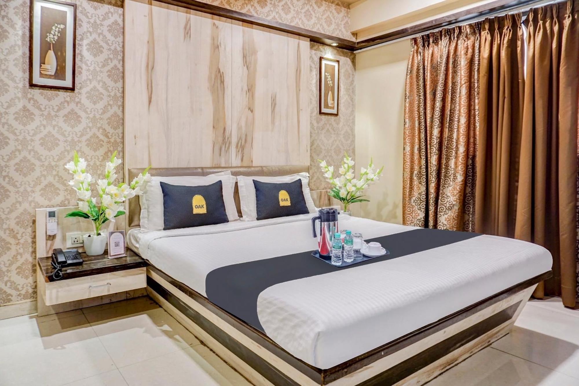 Hotel Hight Krone A Family Hotel Near Igi Airport Delhi Нью-Дели Экстерьер фото